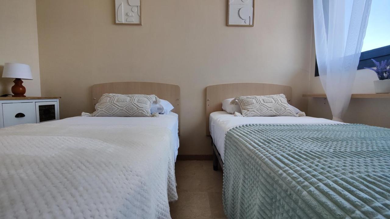 Cala Alta Sea View Apartment Μπένιντορμ Εξωτερικό φωτογραφία
